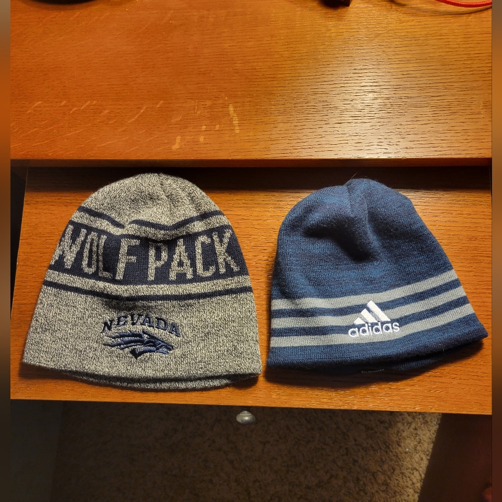 2 beanies